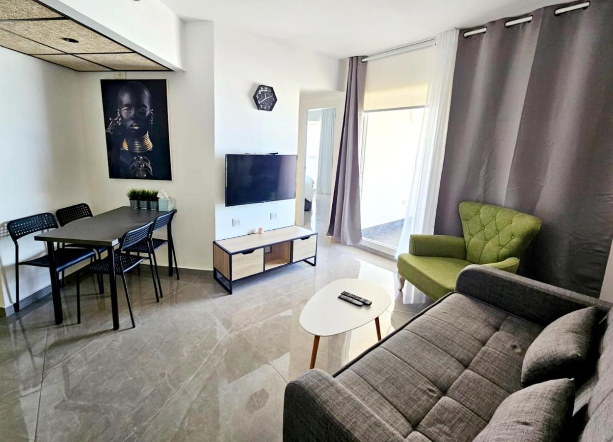 Apartment Go To In Leonardo *